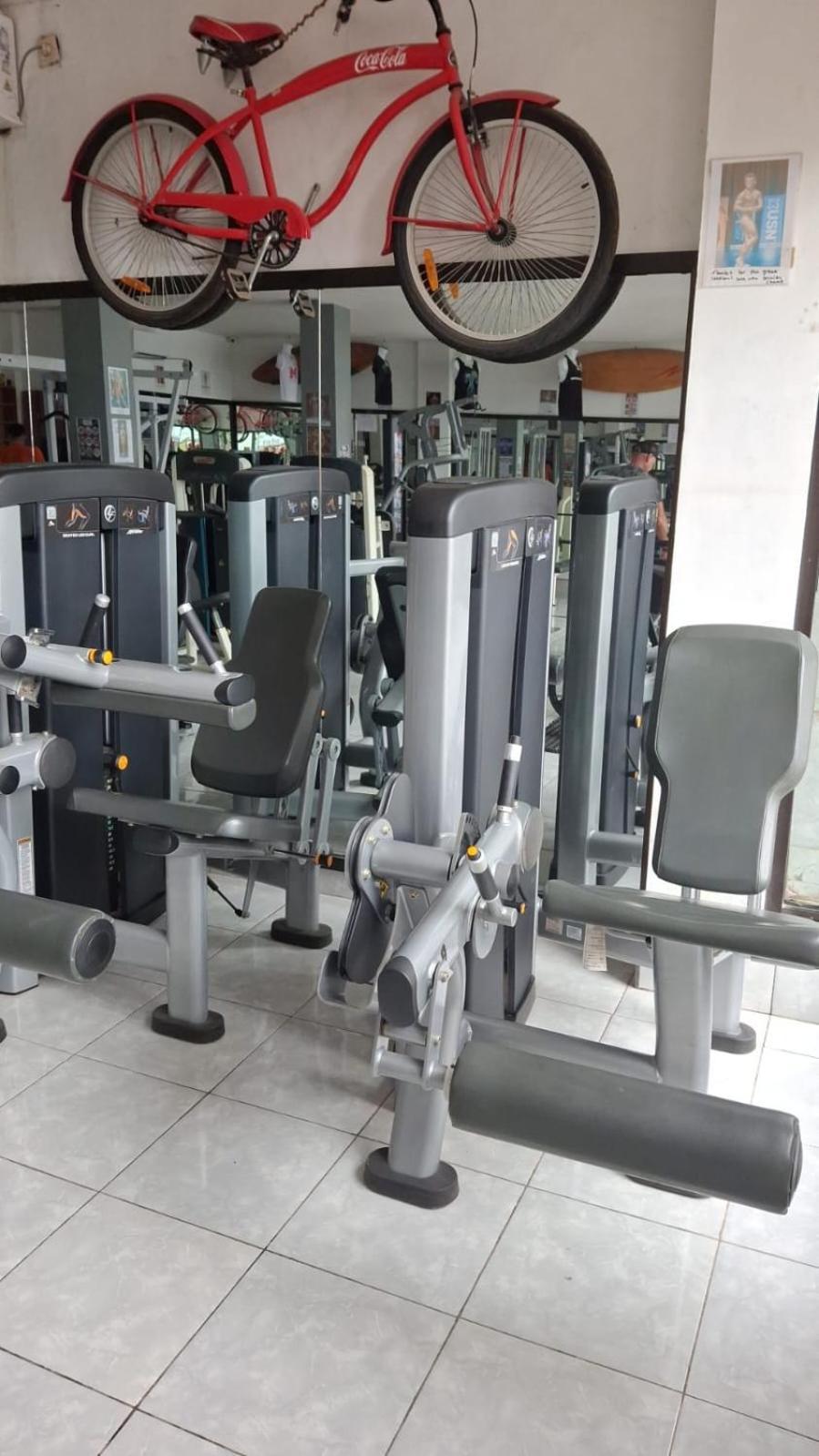 Tropica Gili Total Body Fit - Free Access Gym And Coworking Space Gili Trawangan Exteriör bild