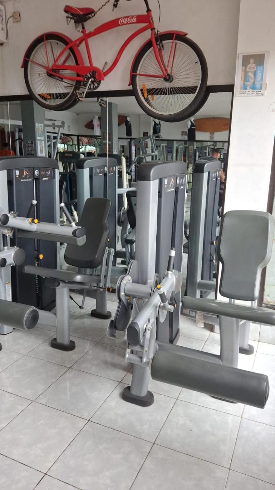 Tropica Gili Total Body Fit - Free Access Gym And Coworking Space Hotell Gili Trawangan Exteriör bild