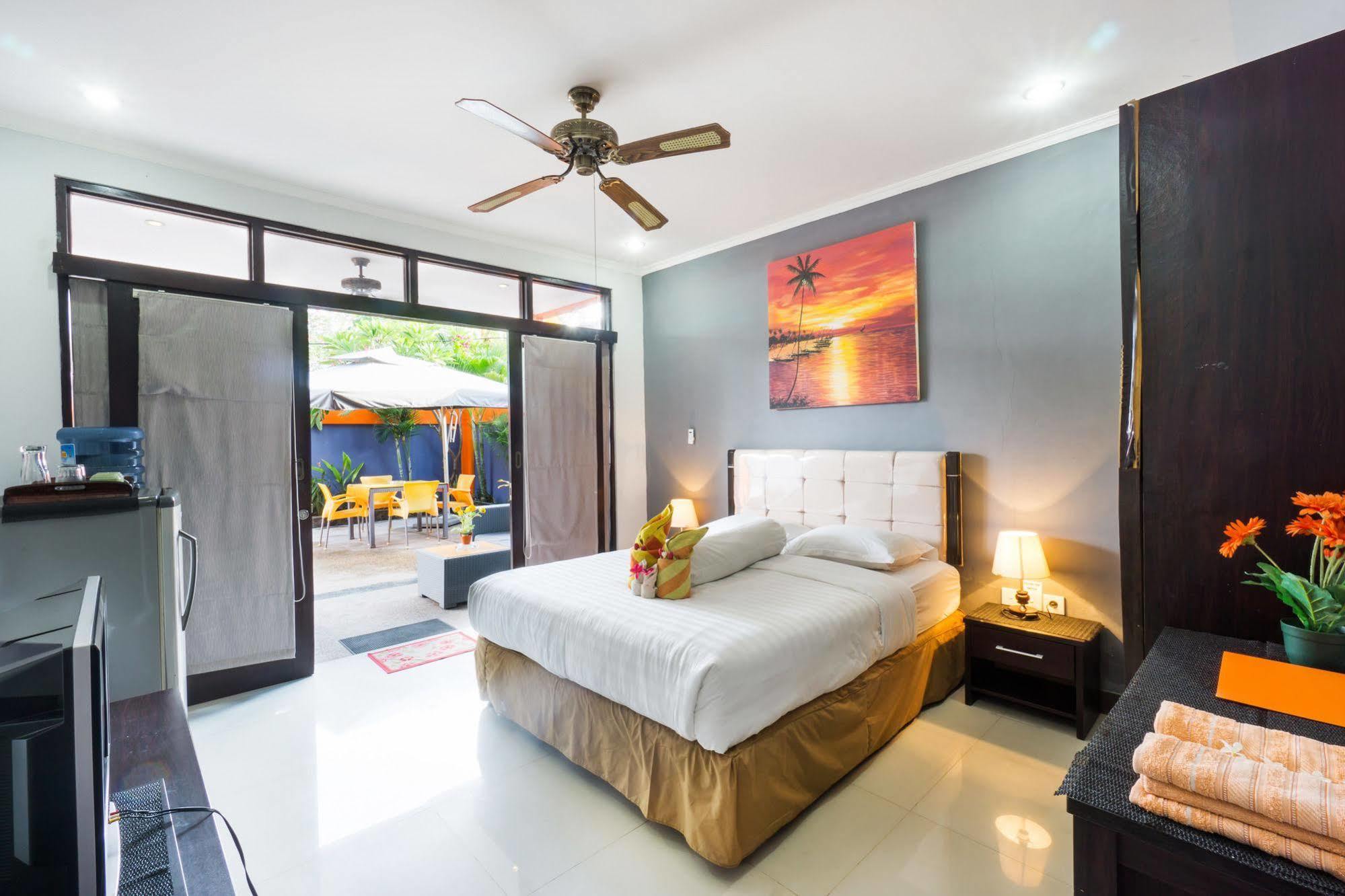 Tropica Gili Total Body Fit - Free Access Gym And Coworking Space Gili Trawangan Exteriör bild