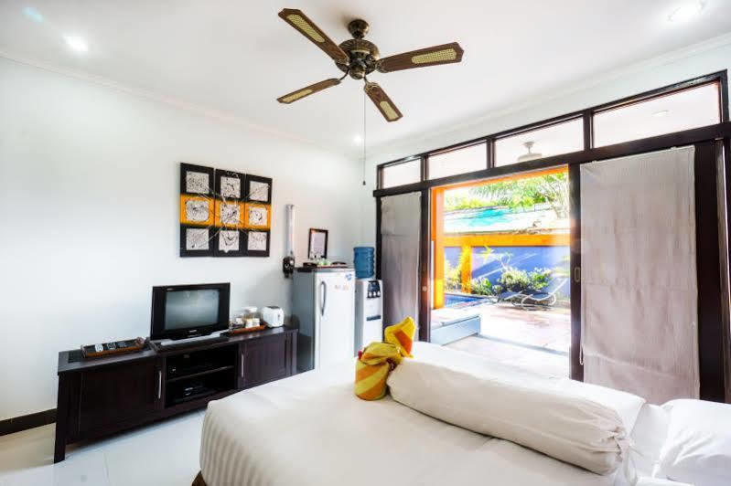 Tropica Gili Total Body Fit - Free Access Gym And Coworking Space Gili Trawangan Exteriör bild